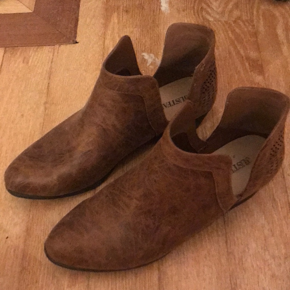 Tan ankle booties